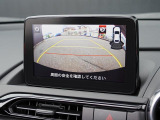 バックカメラを装備。駐車場などでの取り回しもスムーズに行っていただけます。