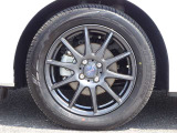 【タイヤ】【16インチアルミホイール】《185/60R16》