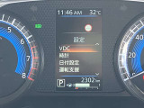 メーター内ディスプレーで各車両設定をオーナーの好みに変更出来ます。