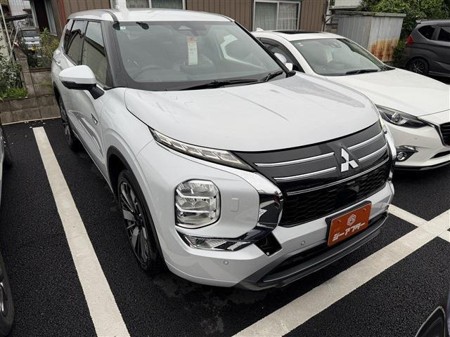 アウトランダー PHEV 2.4 P エグゼクティブ パッケージ 4WD 禁煙車 12.3インチナビ ...