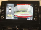 バックカメラも装備され運転をサポ-ト致します。駐車が苦手な方でも後ろが見えますので心配ございません!一度使ったら手放せません。