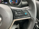 【プロパイロット】高速道でアクセル・ブレーキ・ハンドルをアシスト。運転の負担を軽減します。