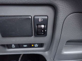 ヘッドライトレベライザー付だから荷物が多くなっても先行車などに眩しくさせずに済みます。