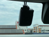 【ドライブレコーダー】搭載車!交通事故などいざという時あると安心。旅の思い出として使っても楽しめそう♪♪