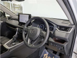 見通しのよいすっきりとした視界で、誰でも運転しやすいです。運転のしやすさは疲れにくさにも繋がりますよ♪