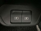 後部座席用のUSB電源です。