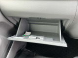 グローブボックスも収納しやすさ◎