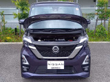 ◎ご購入いただきましたお車は弊社整備工場にて納車前点検整備として法定12ヶ月点検(車検整備付き販売車は車検整備)を実施。エンジンオイル・エレメント交換を行い※、ご納車いたします(※除く電気自動車)。