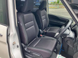 綺麗な運転席シートです!