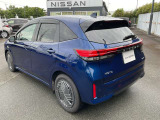 外装は、専任のスタッフが真心込めて丁寧に磨きをして納車いたします。