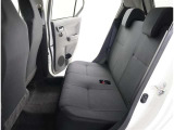 ゆとりある広々とした車内空間は、ドライブを始め買い物やレジャーなど、幅広く活躍します。一人でもみんなとでもお出かけを楽しみましょう!