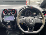 室内はルームクリーニングを行い納車になりますので納車後も快適な車内でお出かけできますよ