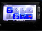 DVD・CD再生、SDカード、USB入力、Bluetoothオーディオ、ワンセグに対応しています。