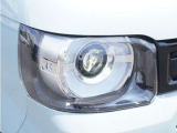 【ヘッドライト】省電力で長寿命の明るく運転しやすいLEDヘッドランプです。明るく照らすので暗い夜道からお客様を守ってくれます。