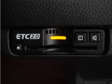 ◆ETC2.0装着◆進化したドライブ体験。料金収受システムだけだったETCが生まれ変わって、高速道路を賢く使うETC2.0に進化しました。多彩な情報サービスが便利で快適なドライブ体験を提供します。