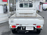 店頭にお越し頂きますと、これから販売前のお車も拝見することが出来ます。タイミングが良ければ予想外の車両が見つかるかもしれません☆☆☆