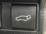 【パワーバックドア】スマートキーや運転席のボタンを押すだけでリアゲートが自動で開閉します!荷物を持っている時や、高い位置にあるバックドアを閉める際に便利な機能です♪