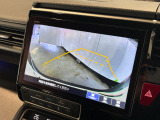 バックギアに入れるだけで自動でリヤカメラに切り替わります!車庫入れやバックが苦手な方にオススメ!