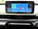 タッチスクリーンをタップスワイプするだけですべての機能を呼び出せます。AppleCarPlayおよびAndroid Auto対応。