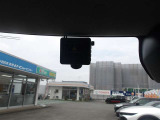 万が一のトラブルのときにも役に立つドライブレコーダーを装備しています。側面衝突や幅寄せ・割り込み対策に!