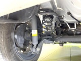 お車を安心してお乗りいただく為には、足回りの定期点検が欠かせません。サービスサポート(有償保証)では無料点検もご提供しており、安心のカーライフをお過ごしいただけるサポート体制が整っています。