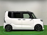 ドアは約90度に開くので荷物も積み込みやすく、乗り降りもしやすい♪ ロングドライブも快適に過ごせる工夫がいっぱいです♪♪