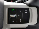 【アダプティブクルーズコントロール】全車速対応のACCやブラインドスポット、レーンキープアシスト機能などを搭載します。ステアリングホイールヒーターも搭載されているタイプになります。