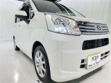 明るいライトが夜道を明るく照らしてくれます。 運転する上で、道路状況をいかに早く認識できるか重要なポイントです。 白色光が暗い道も明るく照らしてくれますよ。