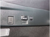 法定整備付 ご購入して頂いた車両は納車前にしっかり点検・整備してからの納車になります。点検部位はエンジンオイル・オイルフィルター・ワイパーゴム交換ブレーキ点検・調整・その他を確認して納車致します。