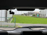 この度は、当店の車両をご覧頂きまして誠にありがとうございます。当店では、遠方ご登録・ご納車(別途費用要)や最長120回の分割お支払い(事前審査要)も承っております。ご不明な点は、お気軽にご相談下さいませ。