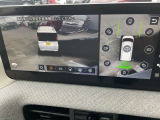 3Dビュー機能付。駐車場などで、周囲の状況が直感的にわかる立体的映像を表示しますので、安心して発進できます。