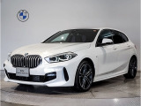 【BMWの伝統】BMWのお車は、&ldquo;駆け抜ける歓び&rdquo;を意識し、走行の安定性とコーナリングの良さを追求し、思い通りにハンドルの操作可能です。