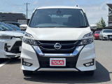 当店は最新鋭の設備を完備した大型工場併設店です☆車検・点検などオーナー様の信頼を得られるよう日々整備士達は努力を欠かしません。ハイブリッドに関する知識や診断機など確りご用意し安心をお届けします☆