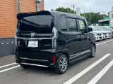 斜め後ろの画像です。是非現車をご確認ください!