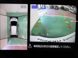 アラウンドビューモニター付きで駐車も楽々♪駐車が苦手な方でもこれで安心です!