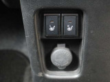 シートヒーター(運転席・助手席)
