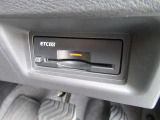 『ETC2.0』を装着しています♪♪ 有料道路での料金所の手間を省いて運転に集中できます♪♪ 車から離れる時はカードの抜き取りをお忘れなく♪♪