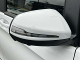 初年度登録から5年未満の車両については、2年間の走行距離無制限保証(メーカー保証)を付帯して販売致しますので、ご納車の後も安心が続きます。