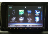 ストラーダ8インチSDナビ(フルセグ&Bluetooth対応)☆バックカメラ