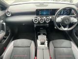 CLAクラス CLA180 AMGライン サンルーフ 修復歴無し