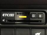 【ETC車載器】もはや必須アイテムのETCを搭載!高速道路のご利用時にとても便利!わずらわしい料金所での現金支払いが不要となりスムーズに通過できます♪
