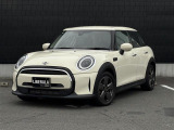 ◆LIBERALAは、輸入車選びの新たなスタイルを提案するインポート・セレクト・ブランドです。オーナー様となる方がクルマから直接感じる感性を第一にした、最良の一台との出会いをコーディネートいたします。