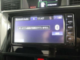 純正ナビを装備。タッチパネル式で使いやすく、お出かけもラクラクです。
