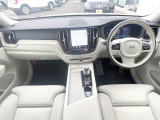 XC60 アルティメット B5 AWD 4WD 