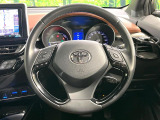【ステアリングスイッチ】運転中、前方から目線をそらすことなく、オーディオ等の操作が可能な便利機能!安心&快適なドライブを演出してくれます♪