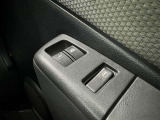 運転席から操作可能なパワーウィンドウ!