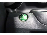 ECONボタンで低燃費モードに☆☆☆ECONスイッチを上手に使ってエコドライブ♪♪環境にもお財布にも優しい装備です☆☆☆