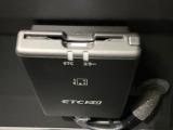 【ETC】高速道路の料金所をストレスなく通過!話題のスポットやサービスエリアに多い「スマートIC」利用時は必須のアイテムです。当店でセットアップを実施、ご納車当日からすぐにご利用いただけます!