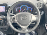 【純正革巻きステアリング】上質な革を使用することで、手にしっかり馴染みとても運転しやすいハンドルです♪