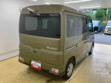 当店では車両本体価格以外に、諸費用を含めた支払総額も表示しておりますので、お客様の予算にピッタリのおクルマお選びができます。コーティングやJAFをセットにしたオトクな購入パックも好評です。